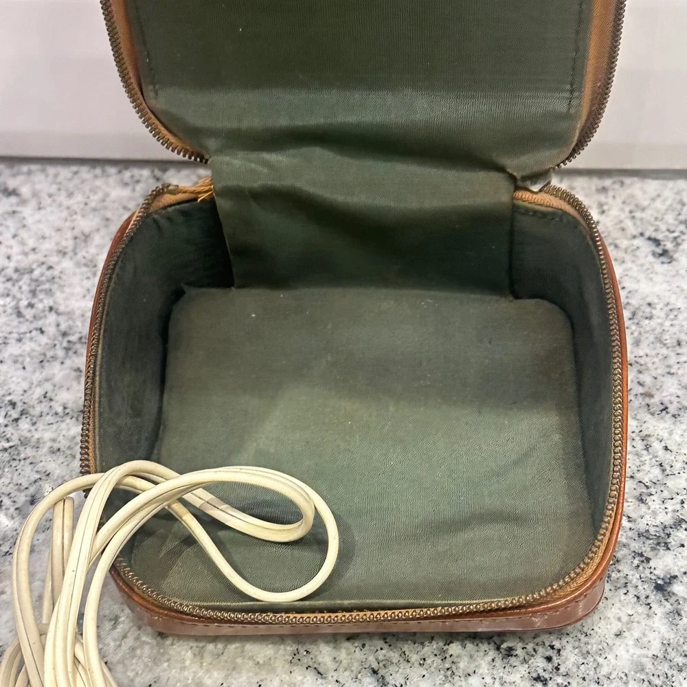 Norelco Mens Speedshaver Cream Vintage‎ Rotary Razor Tan Leather Case MCM Retro